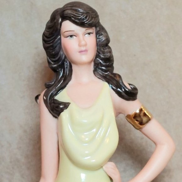 Rare Ltd Edition Bradford Exchange "Denise" Home/Office Collectible Statue Decor - Picture 2 of 12